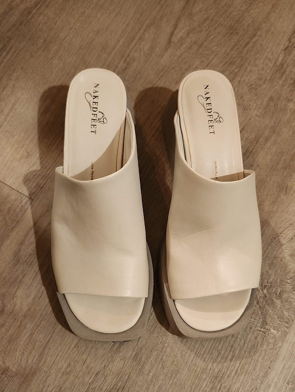 Naked Feet Women’s Infinity Platform Sandal 8.5